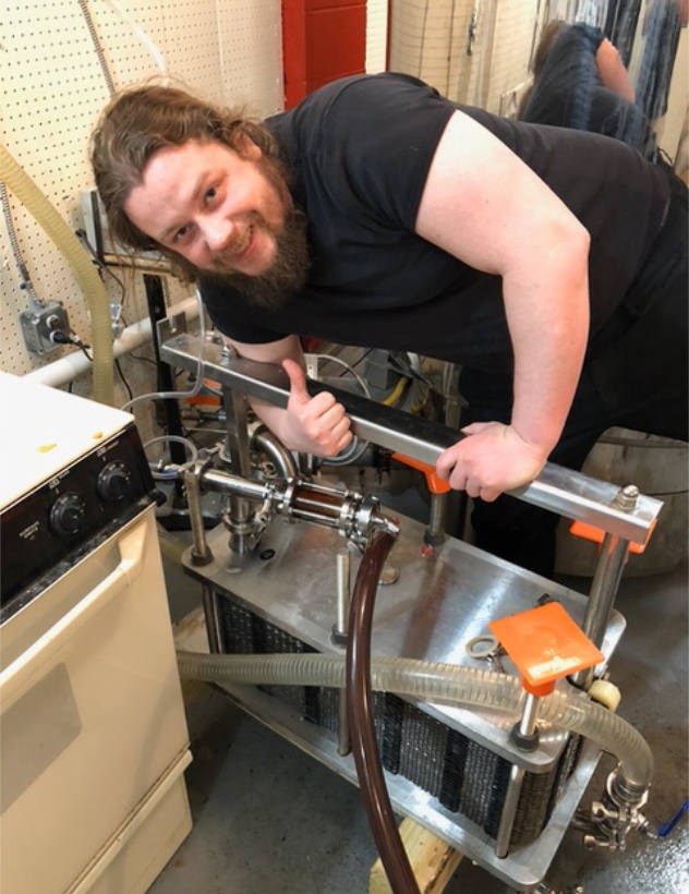 Pat Barners giving a thumbs up